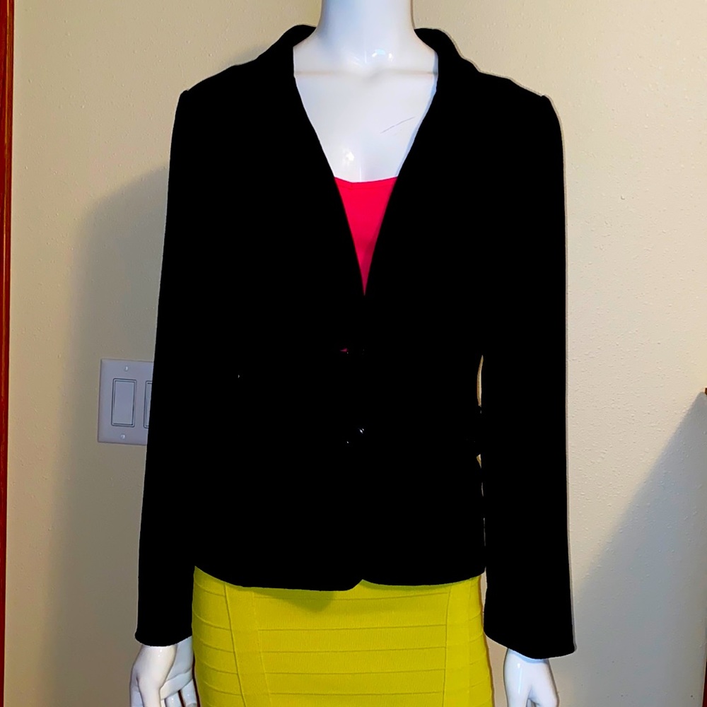 Sloosh black blazer size L